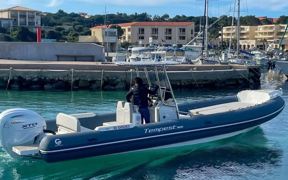 slider 6 Capelli Tempest 900