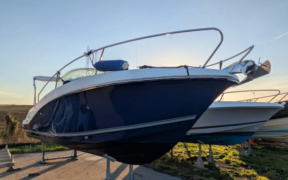 slider 1 Jeanneau Cap Camarat 755 WA