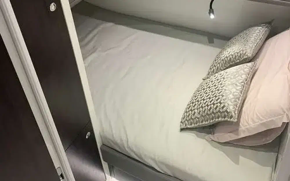 slider 4 Canados 431 Gladiator