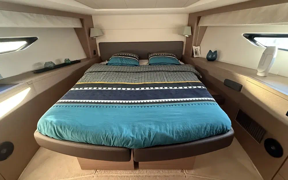 slider 21 Jeanneau Prestige 500 Fly