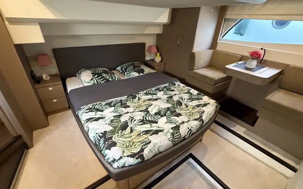 slider 23 Jeanneau Prestige 500 Fly