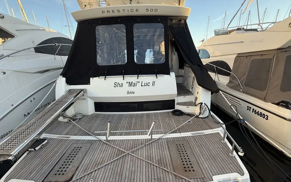 slider 4 Jeanneau Prestige 500 Fly