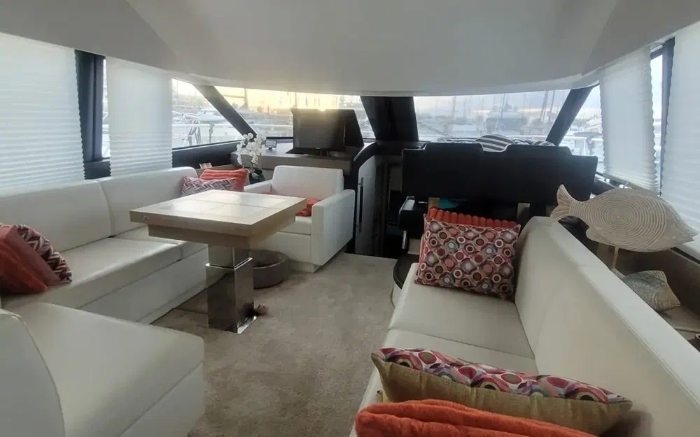 slider 7 Jeanneau Prestige 500 Fly