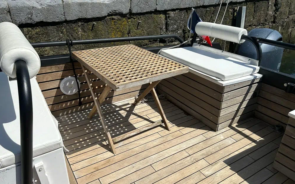 slider 6 Pita Yacht Big Joy