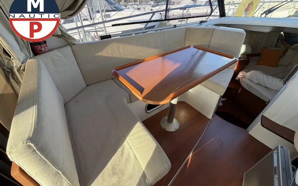 slider 6 Beneteau Antares 8.80