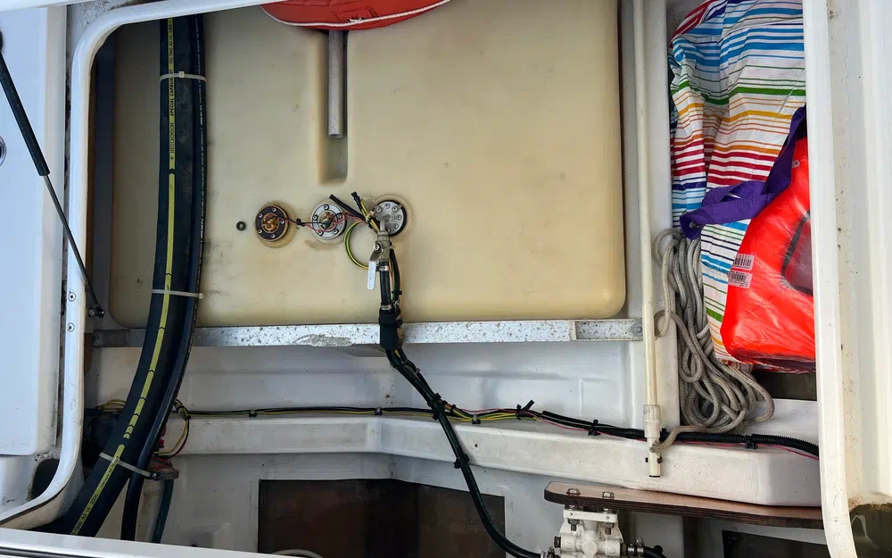 slider 17 Beneteau Flyer 750 WA