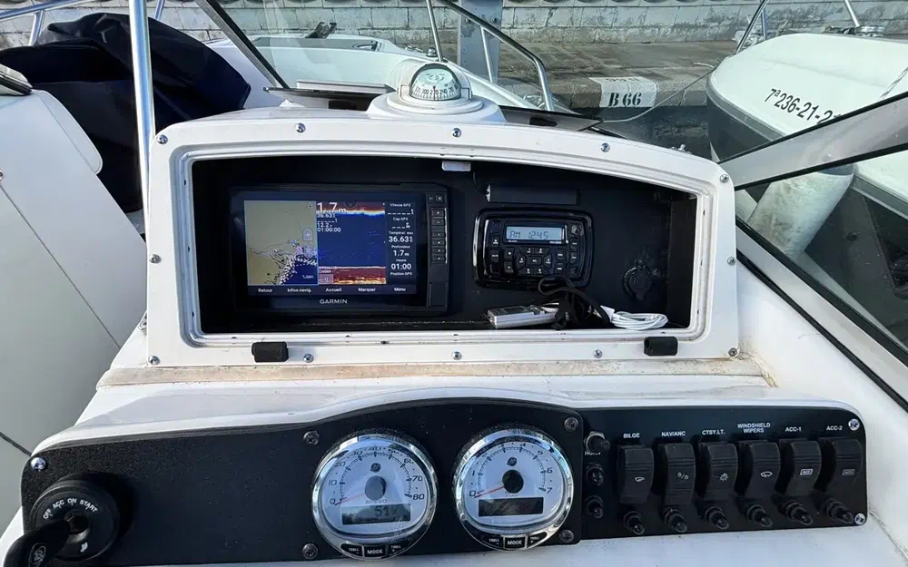 slider 15 Boston Whaler 210 Ventura