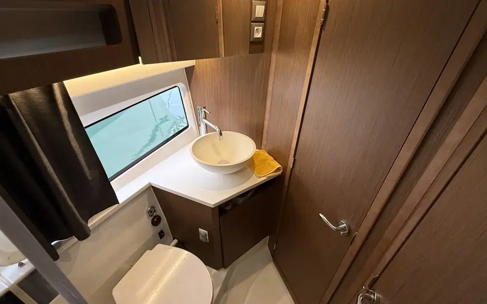 slider 20 Beneteau Antares 11 OB