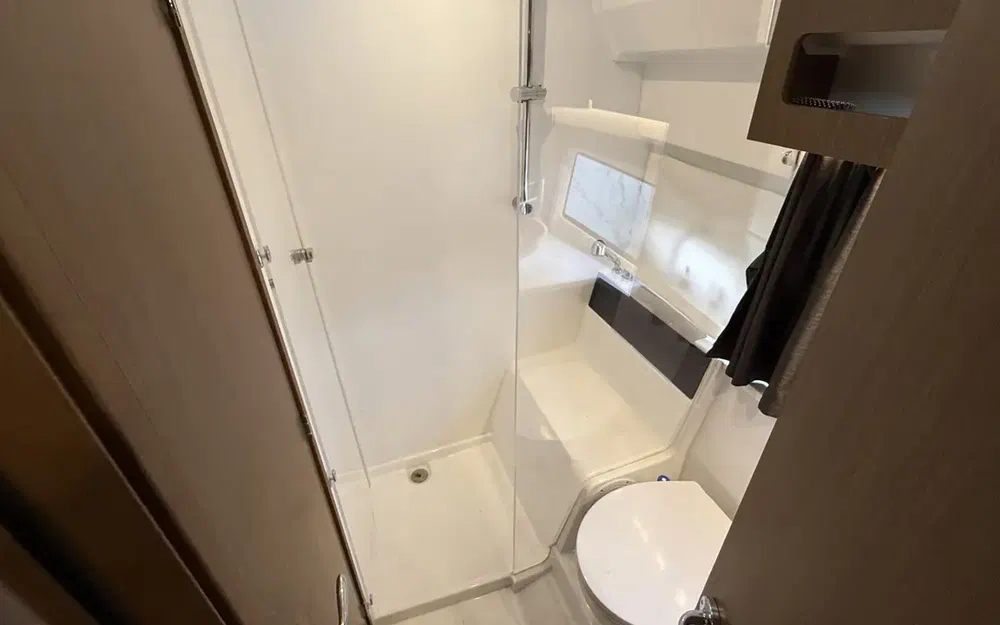 slider 21 Beneteau Antares 11 OB