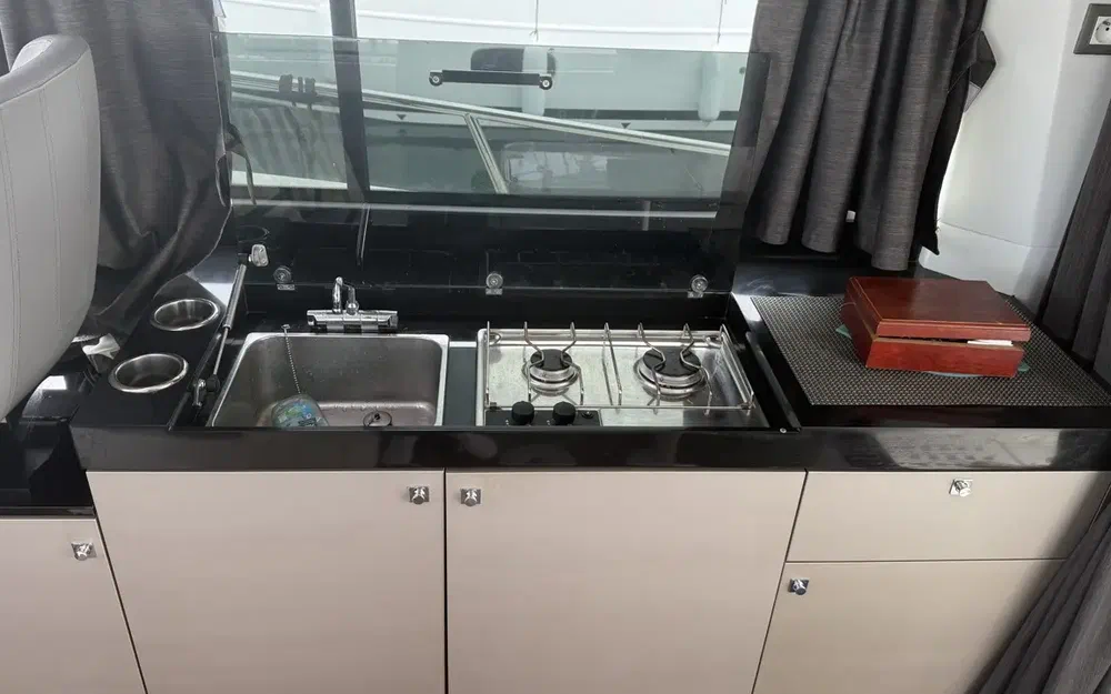 slider 8 Beneteau Antares 11 OB