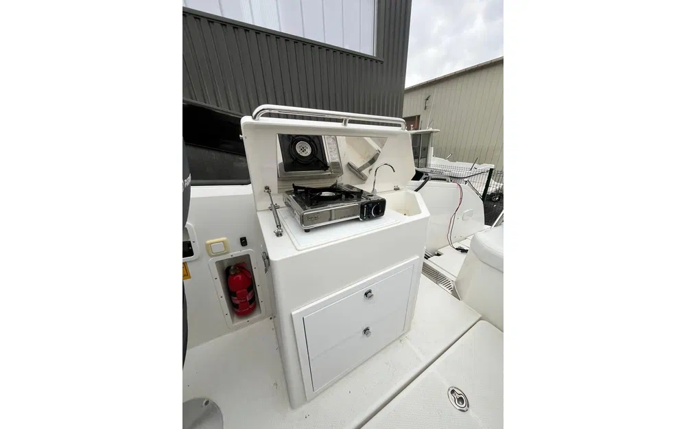 slider 5 Parker 800 Cruiser