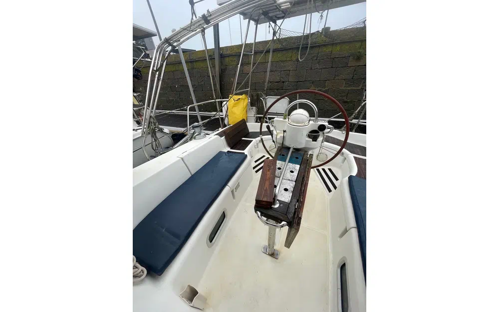 slider 18 Beneteau Oceanis 393 Clipper