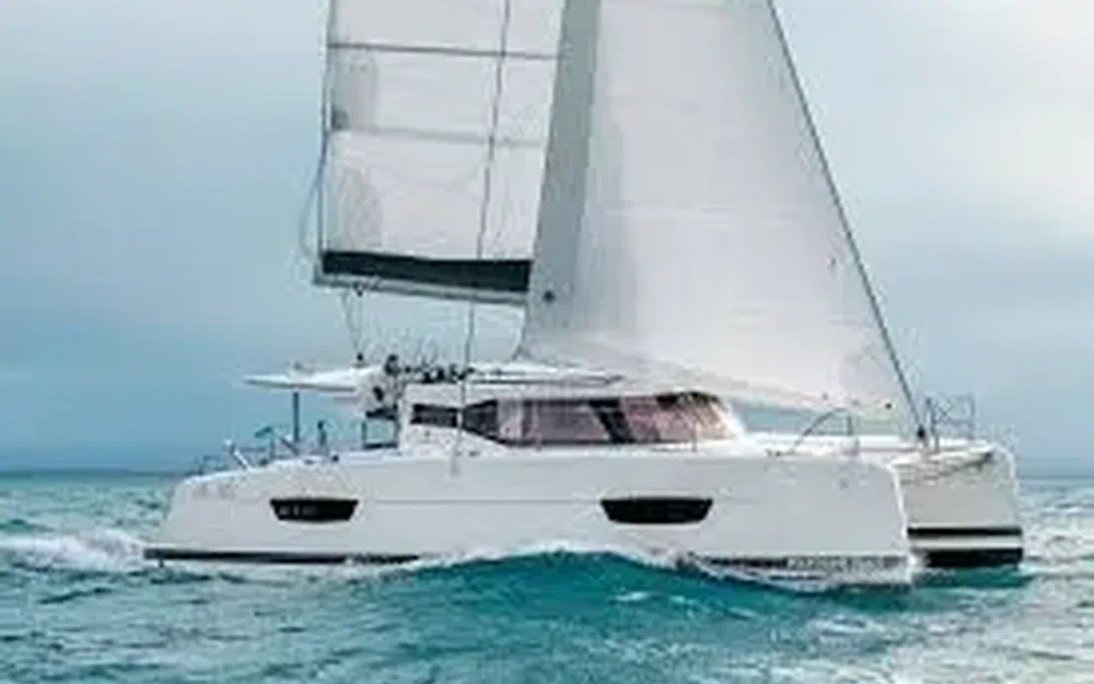 Fountaine PajotLucia 40 Maestro