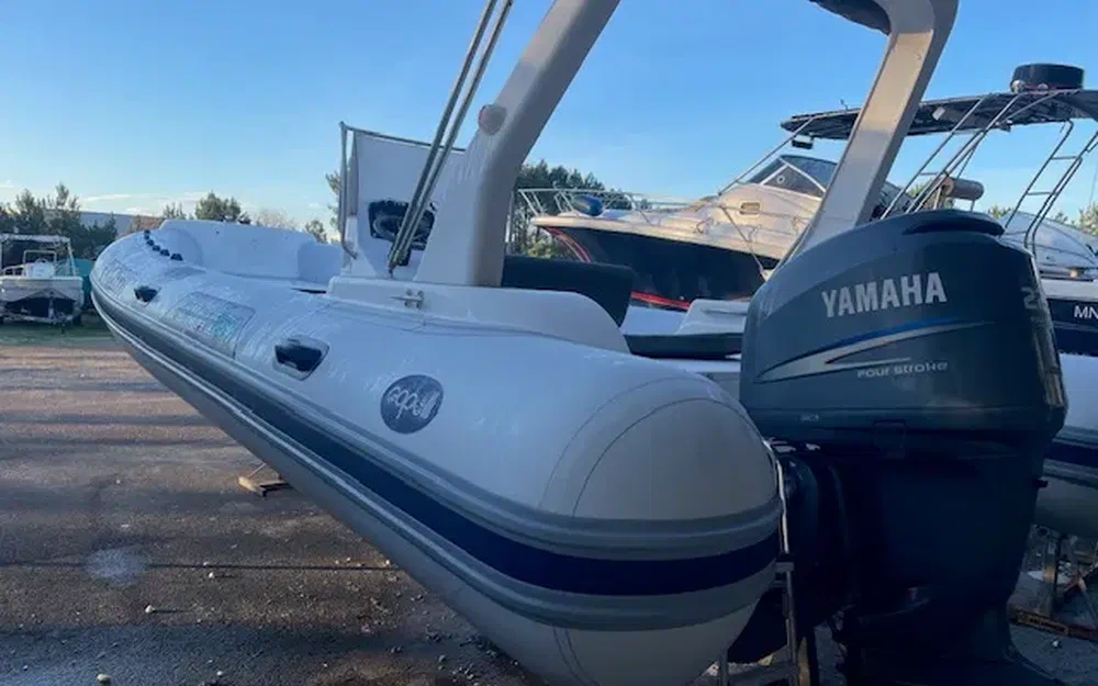 slider 5 Capelli Tempest 750