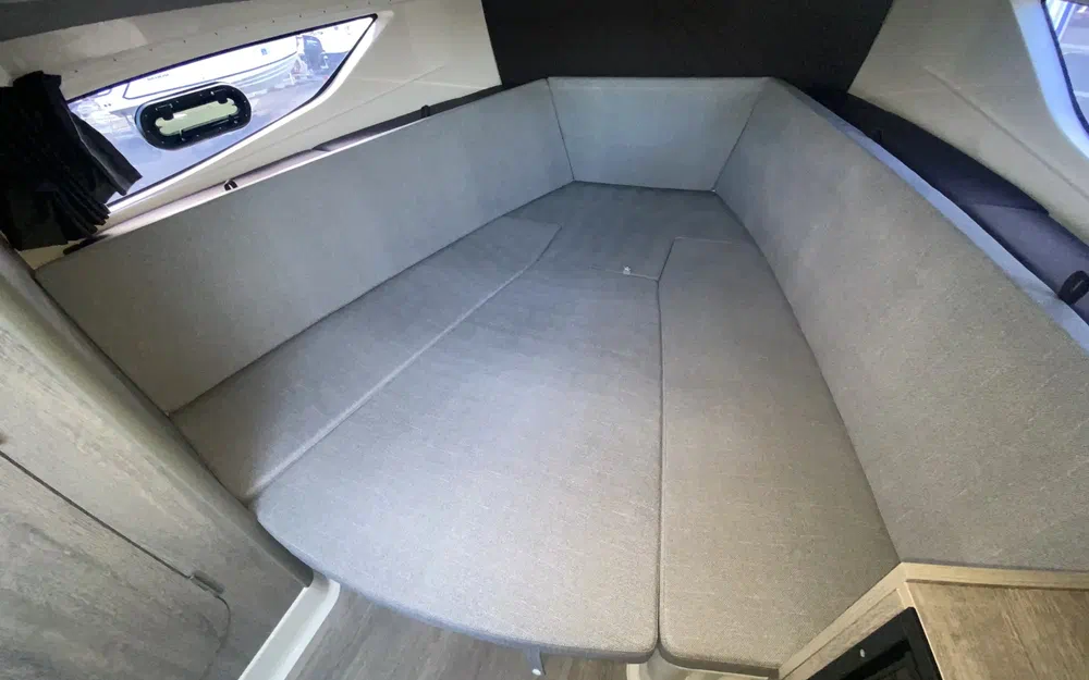 slider 13 Quicksilver Activ 875 Sundeck