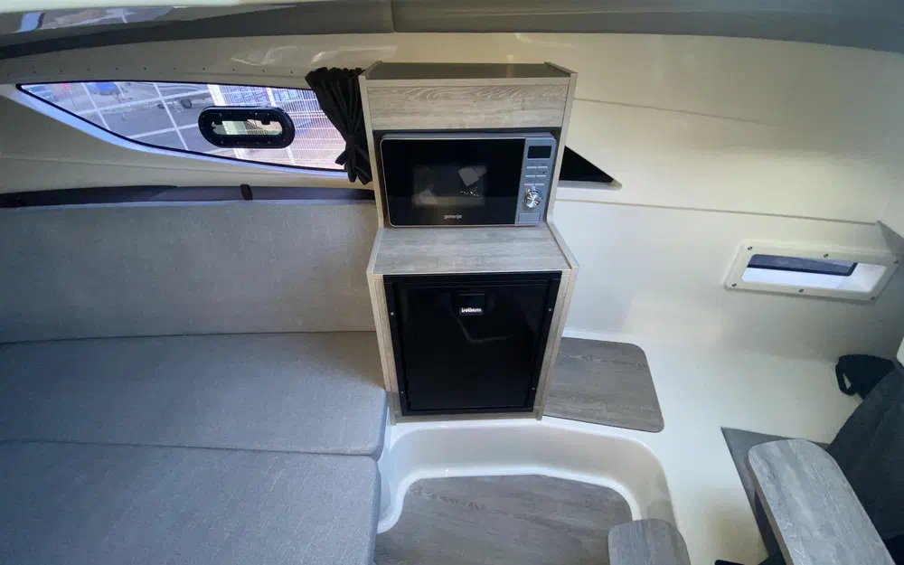 slider 14 Quicksilver Activ 875 Sundeck