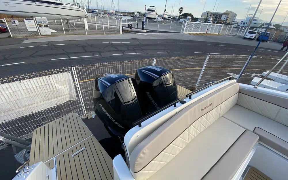 slider 3 Quicksilver Activ 875 Sundeck