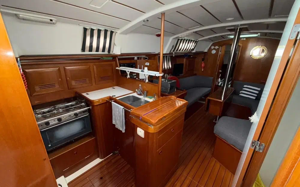 slider 9 Beneteau Oceanis 361 Clipper