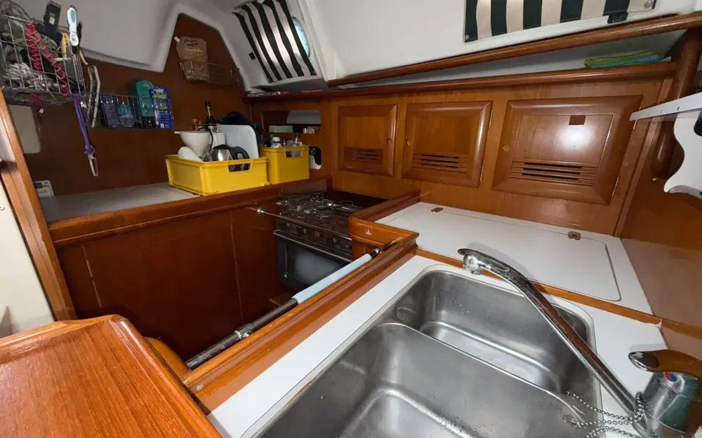 slider 8 Beneteau Oceanis 361 Clipper