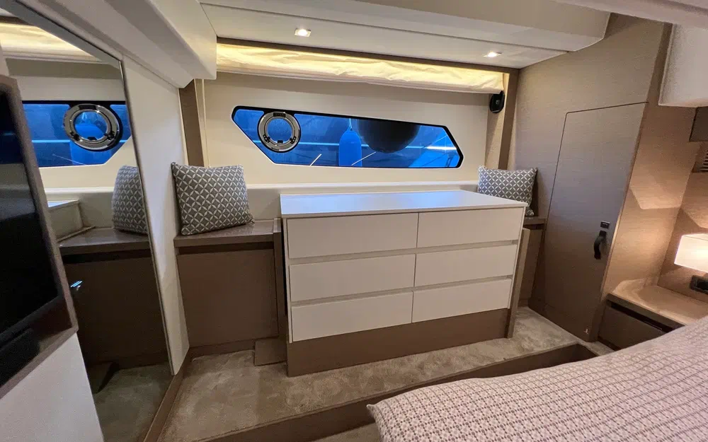 slider 12 Prestige Yachts 460 S