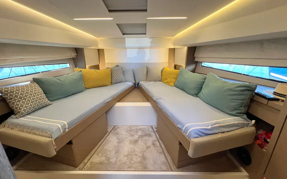 slider 10 Prestige Yachts 460 S