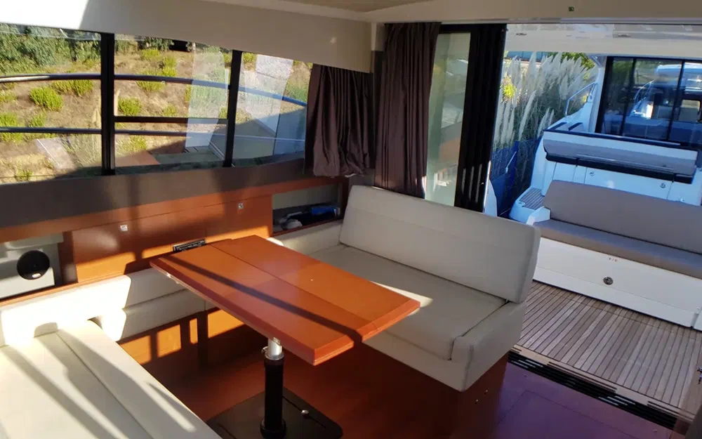 slider 12 Jeanneau NC 11