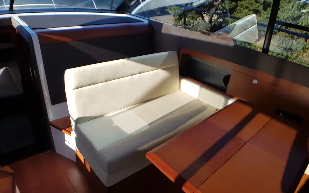 slider 14 Jeanneau NC 11