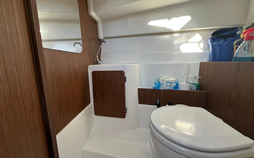 slider 23 Beneteau Antares 7
