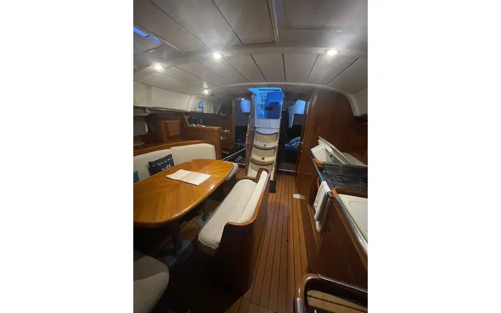 slider 2 Beneteau Oceanis 411 Clipper