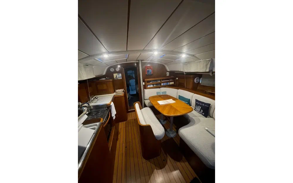 slider 29 Beneteau Oceanis 411 Clipper