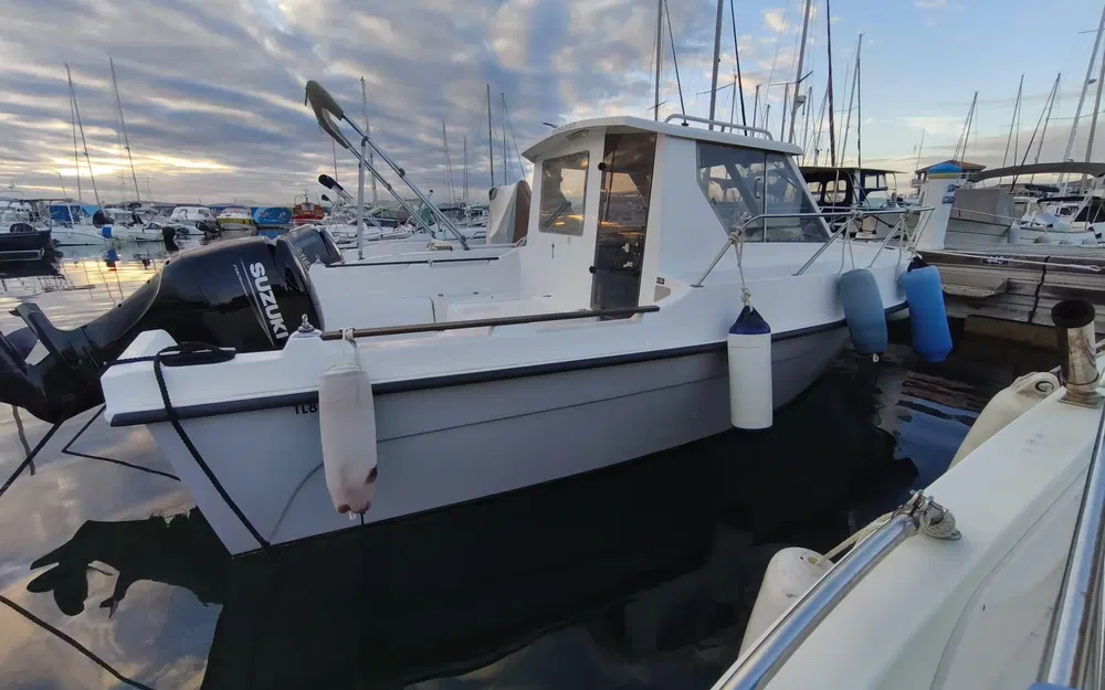 slider 3 Guymarine GM 560