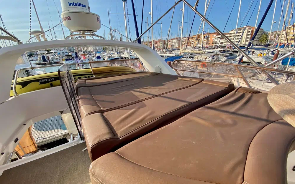 slider 5 Beneteau Antares 36