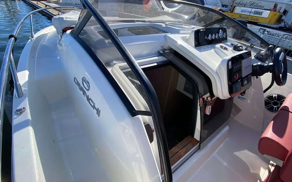 slider 5 Cranchi Endurance 30