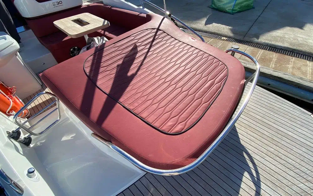 slider 8 Cranchi Endurance 30