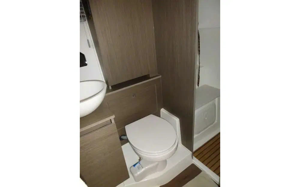 slider 15 Beneteau Gran Turismo 36