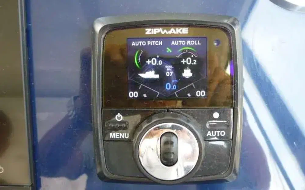 slider 28 Beneteau Gran Turismo 36