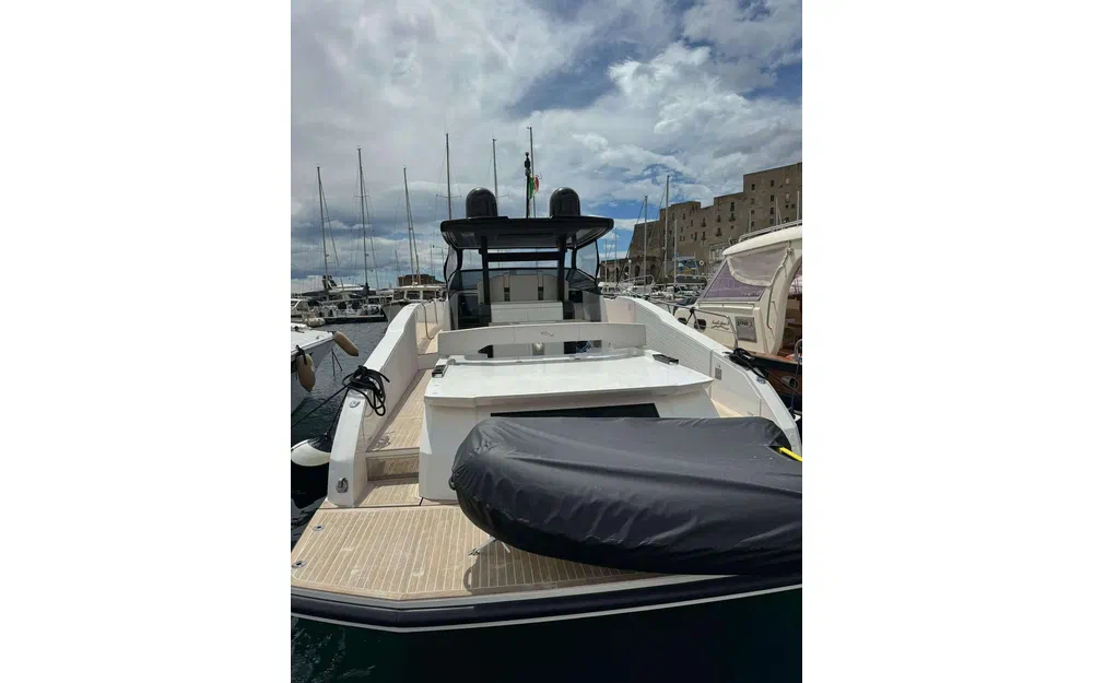 slider 3 Rio Yachts Daytona 50