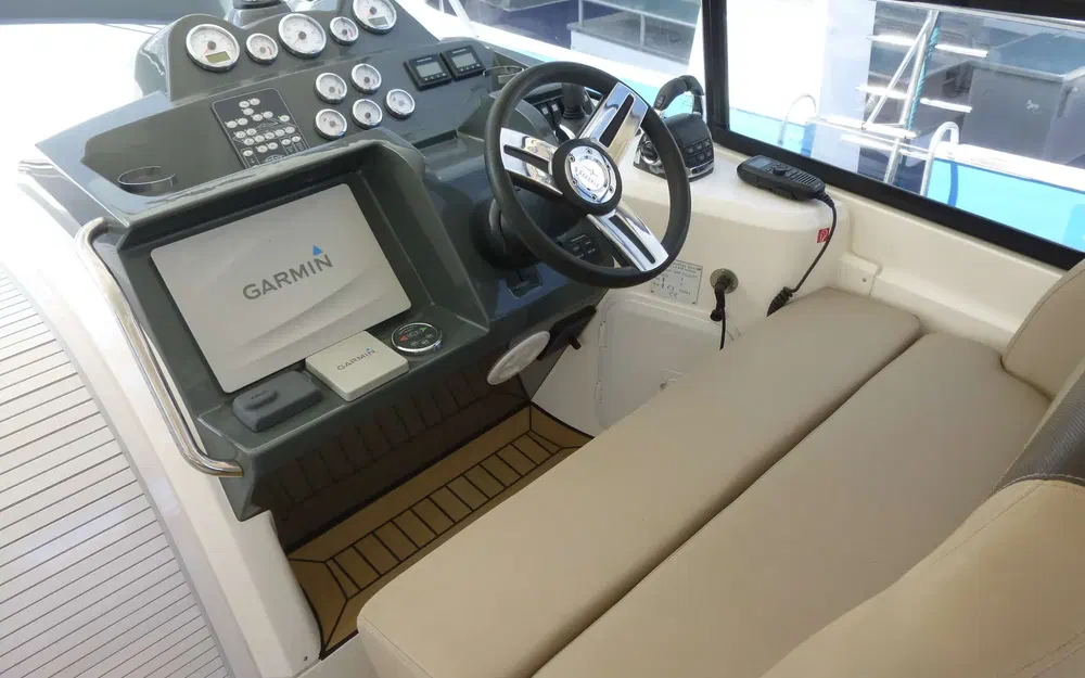 slider 6 Bavaria S 45 Coupe