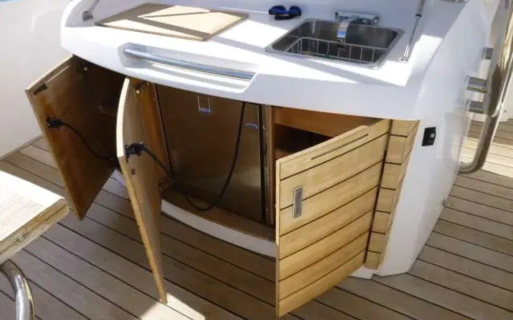 slider 3 Sessa Marine Key Largo 34