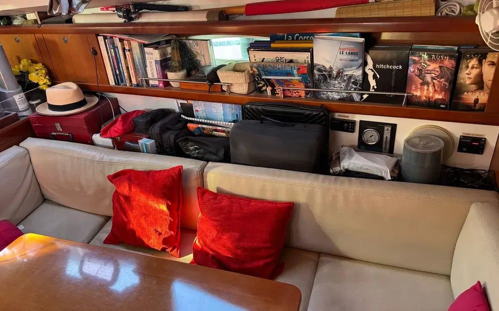 slider 9 Beneteau Oceanis 343 Clipper