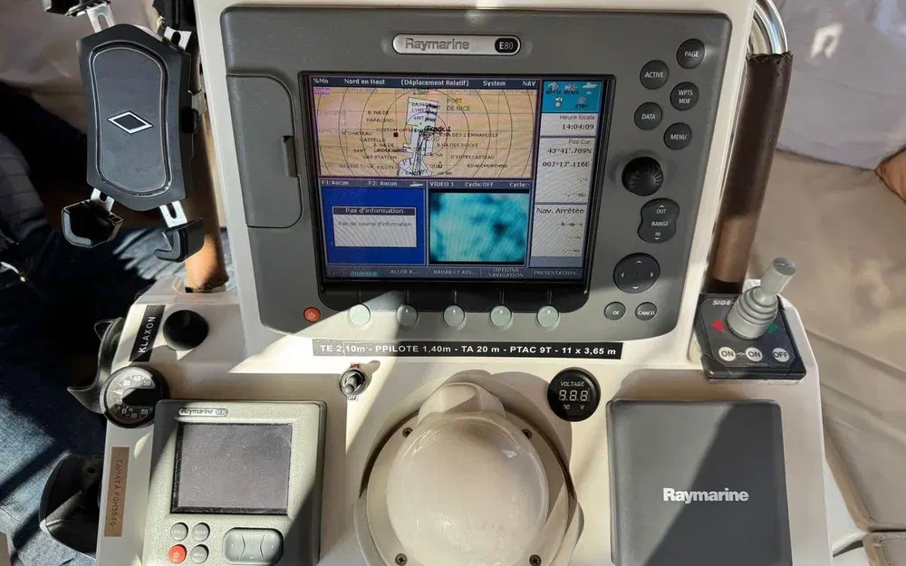 slider 12 Beneteau Oceanis 343 Clipper