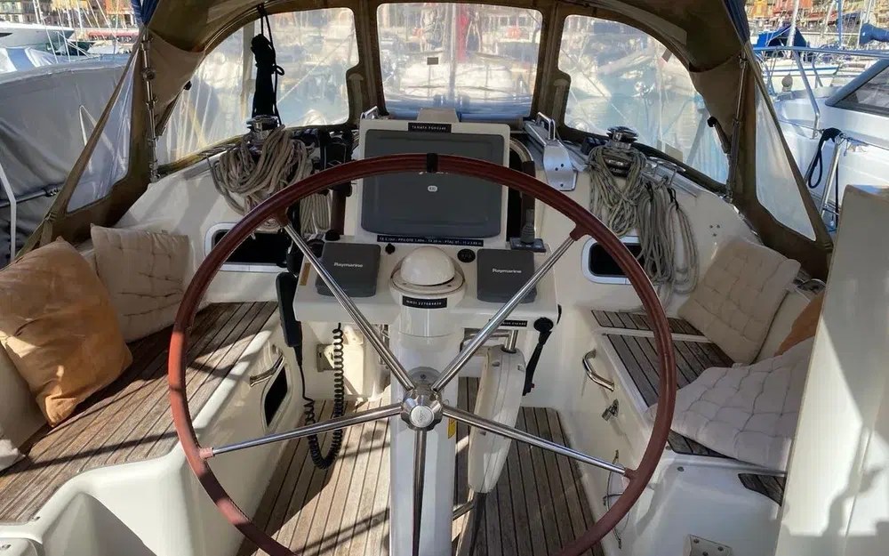 slider 5 Beneteau Oceanis 34