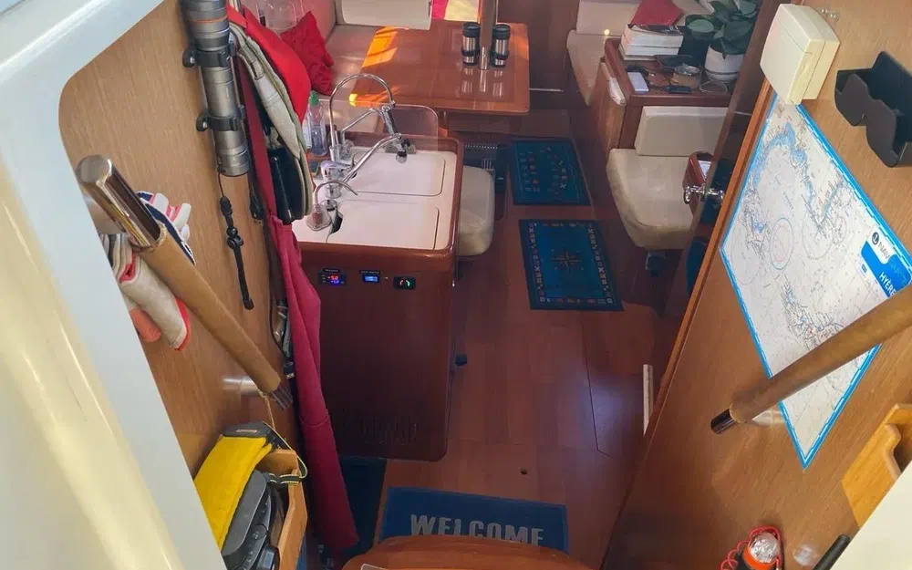 slider 6 Beneteau Oceanis 34