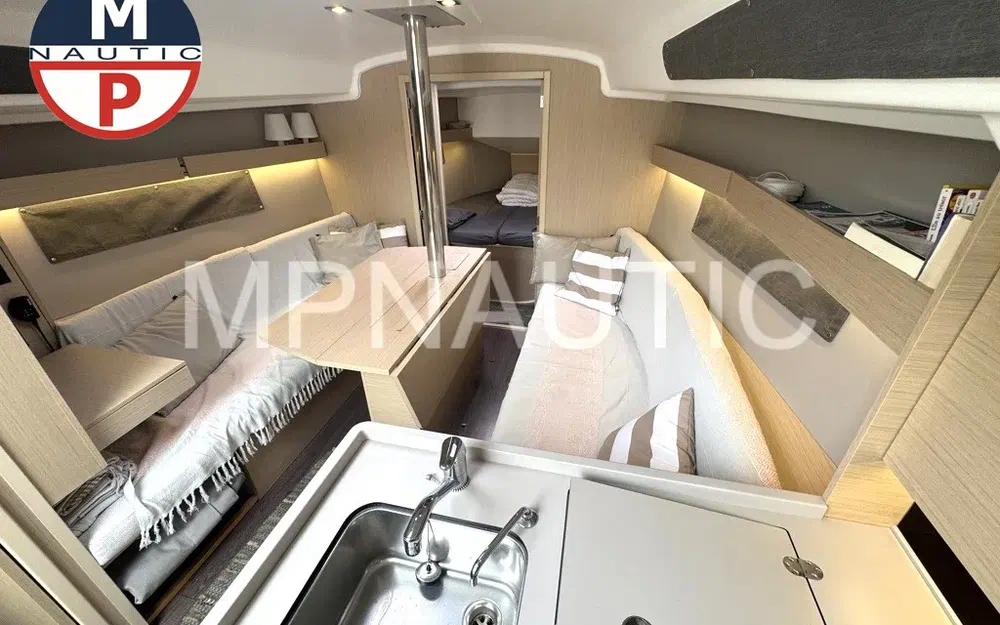 slider 12 Beneteau Oceanis 34.1