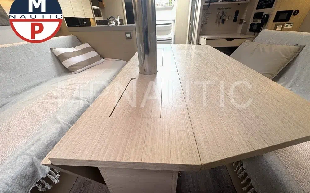 slider 15 Beneteau Oceanis 34.1