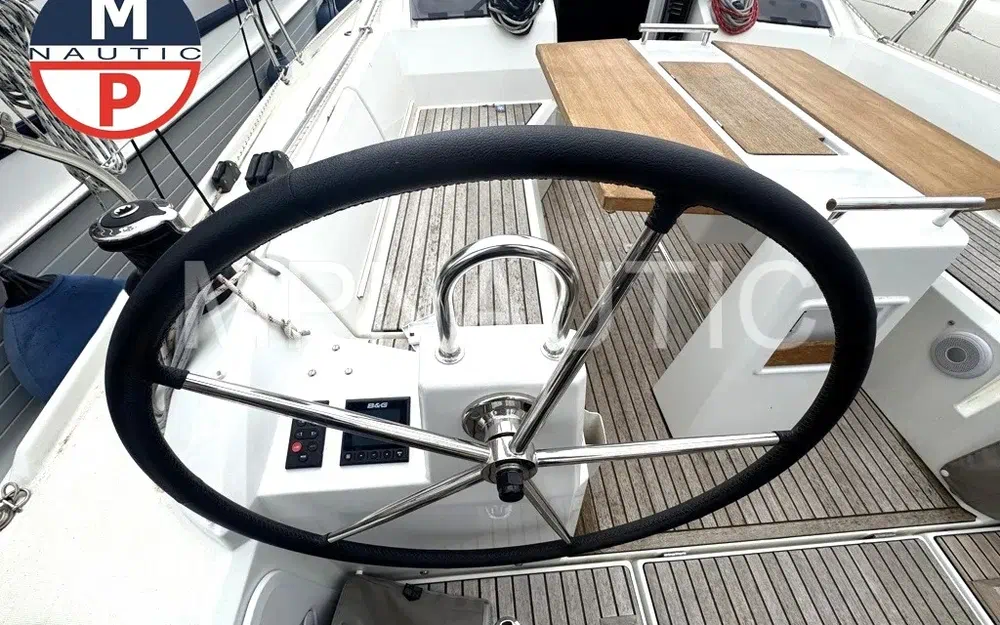 slider 6 Beneteau Oceanis 34.1