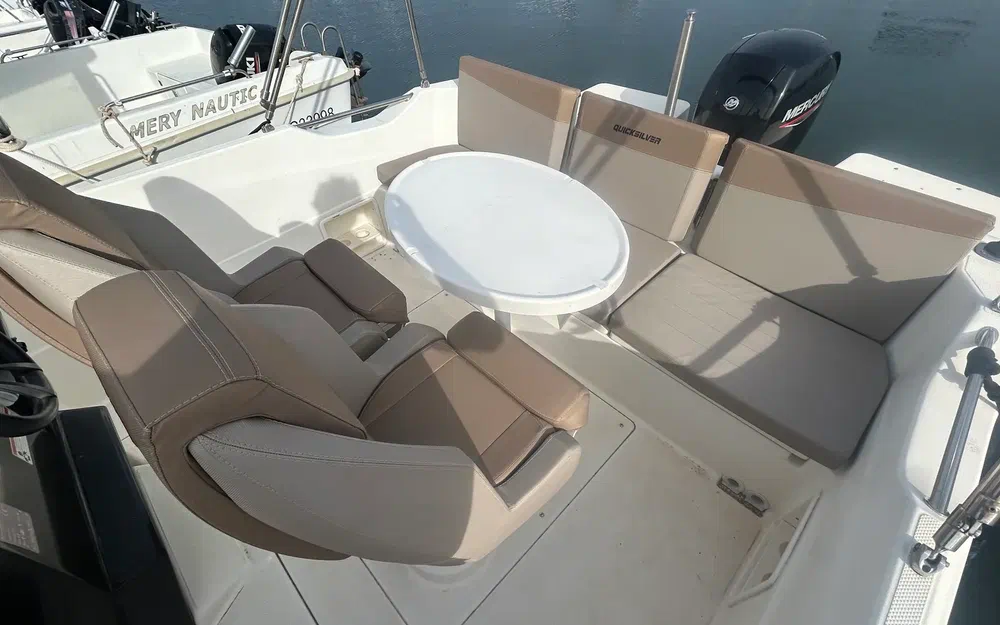 slider 9 Quicksilver Activ 675 Open