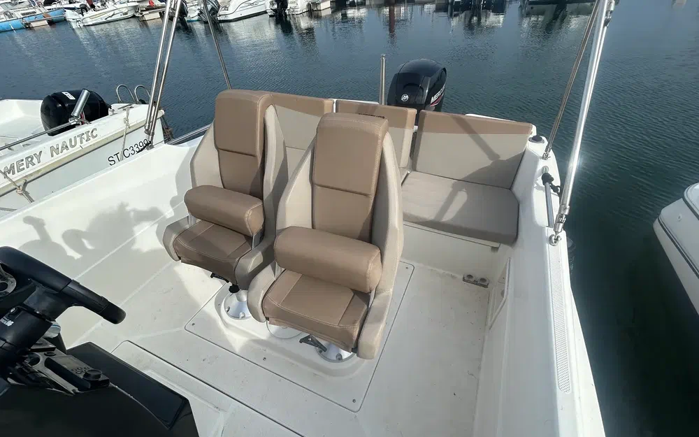 slider 13 Quicksilver Activ 675 Open