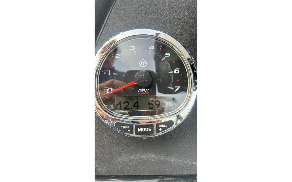 slider 19 Quicksilver Activ 675 Open