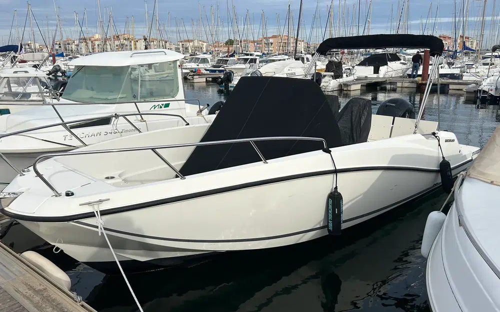 slider 33 Quicksilver Activ 675 Open